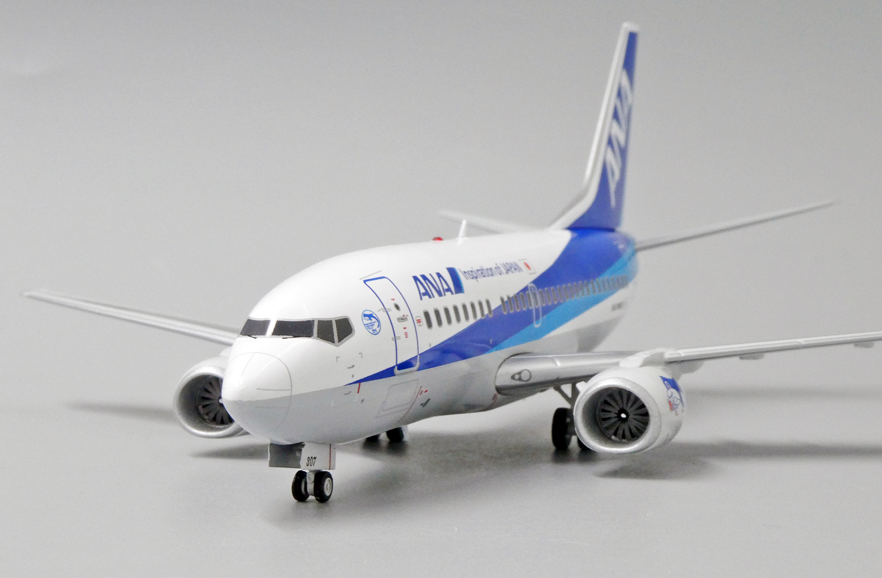 ScaleModelStore.com :: JC Wings 1:200 - EW2735006 - ANA Wings