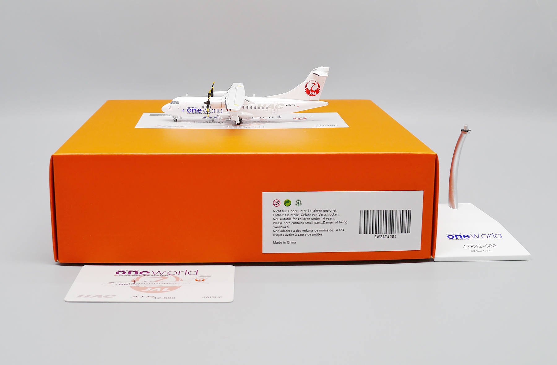 ScaleModelStore.com :: JC Wings 1:200 - EW2AT4004 - Hokkaido Air