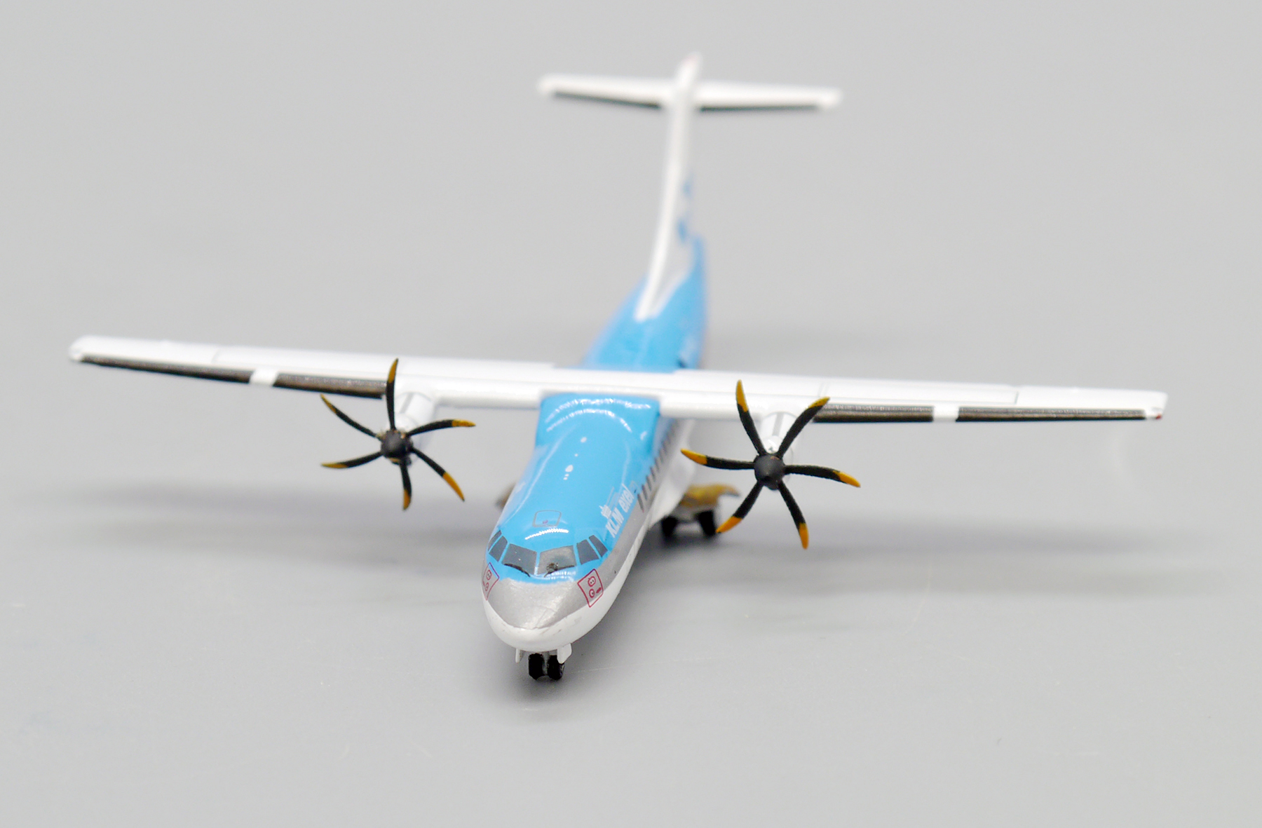 ScaleModelStore.com :: JC Wings 1:400 - XX40004 - KLM Exel ATR42-300