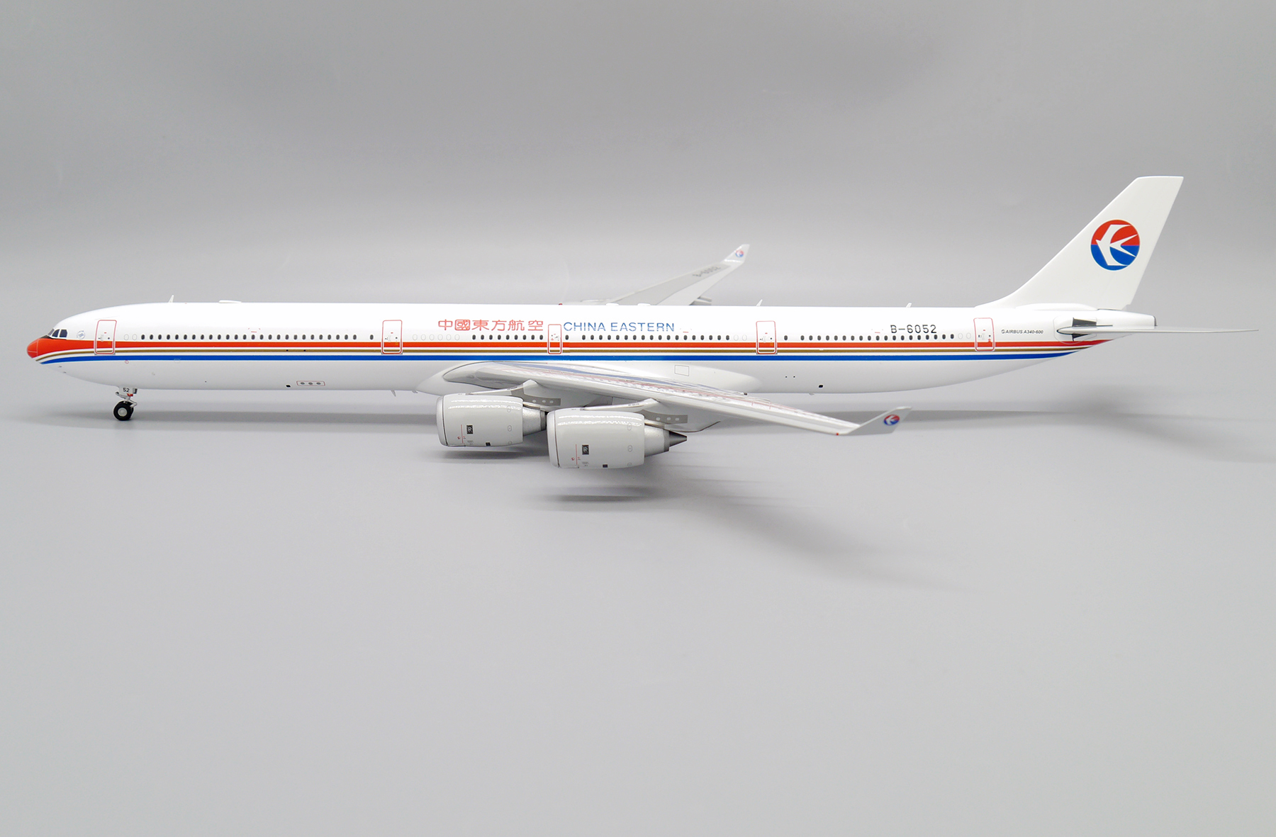 ScaleModelStore.com :: JC Wings 1:200 - XX20123 - China Eastern