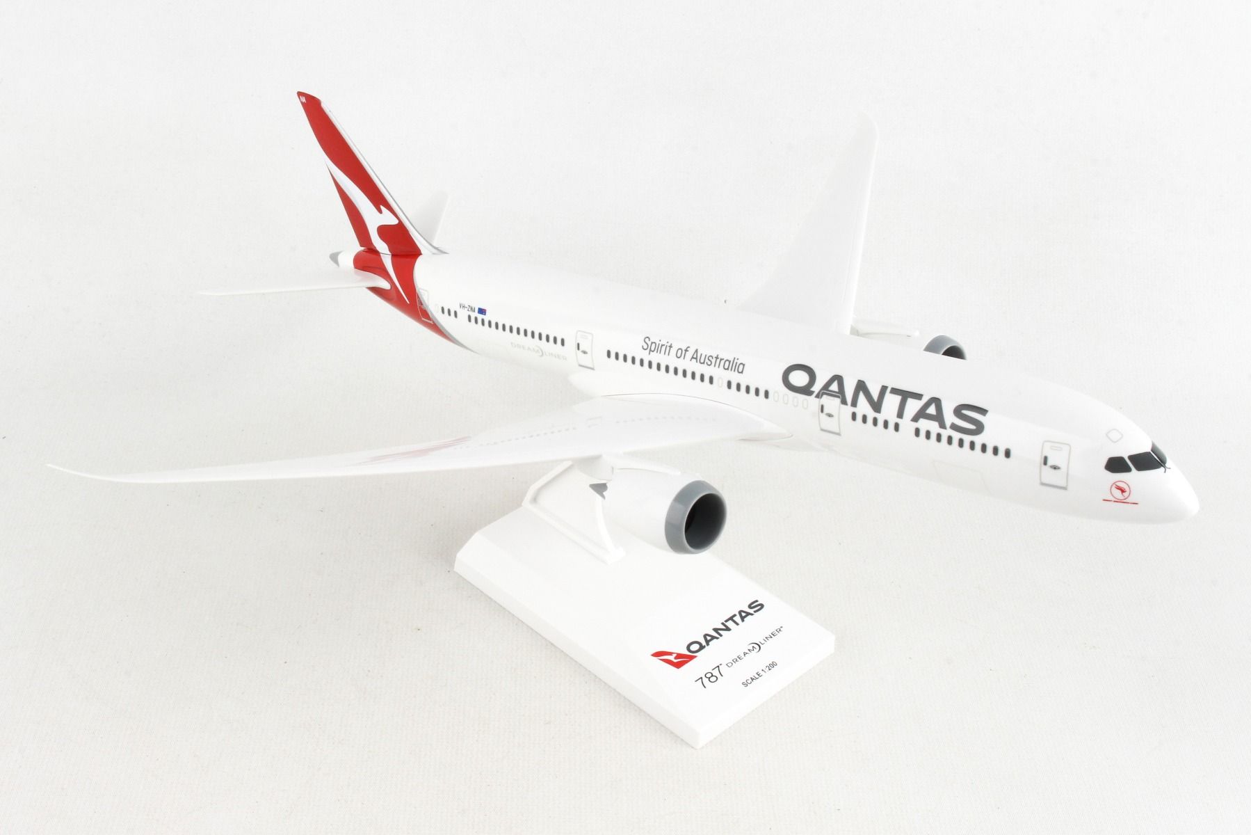 ScaleModelStore.com :: Skymarks 1:200 - SKR942 - Qantas Boeing 787-9