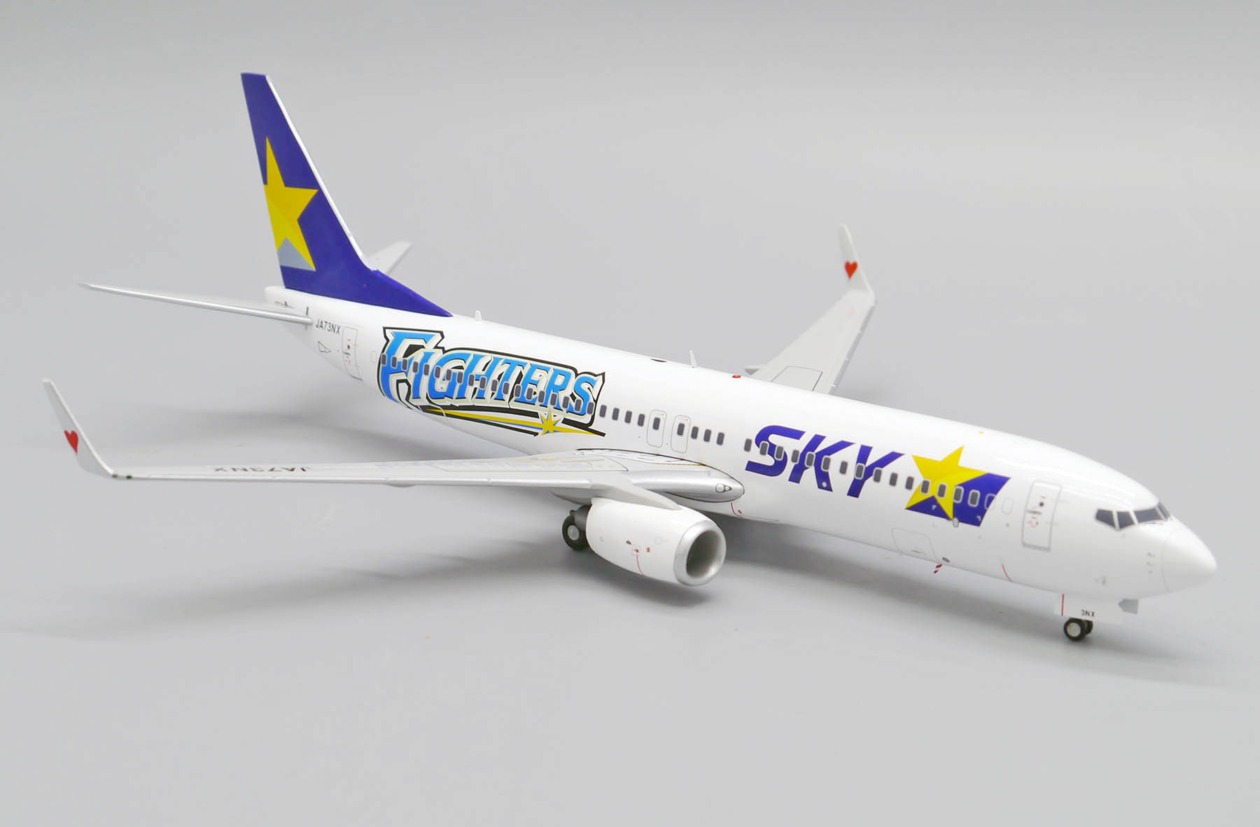 ScaleModelStore.com :: JC Wings 1:200 - EW2738008 - Skymark
