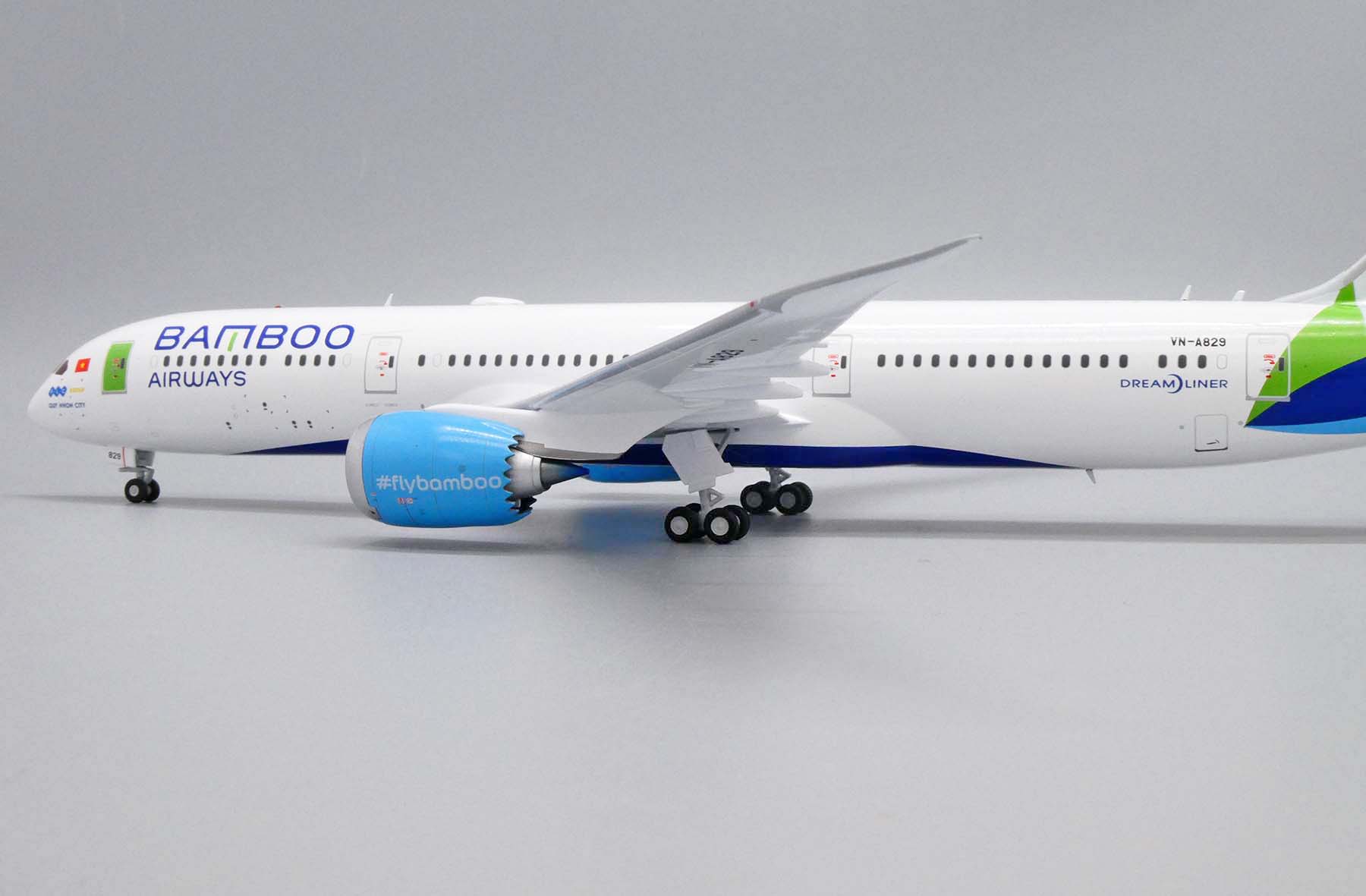 ScaleModelStore.com :: JC Wings 1:200 - XX20009 - Bamboo Airways