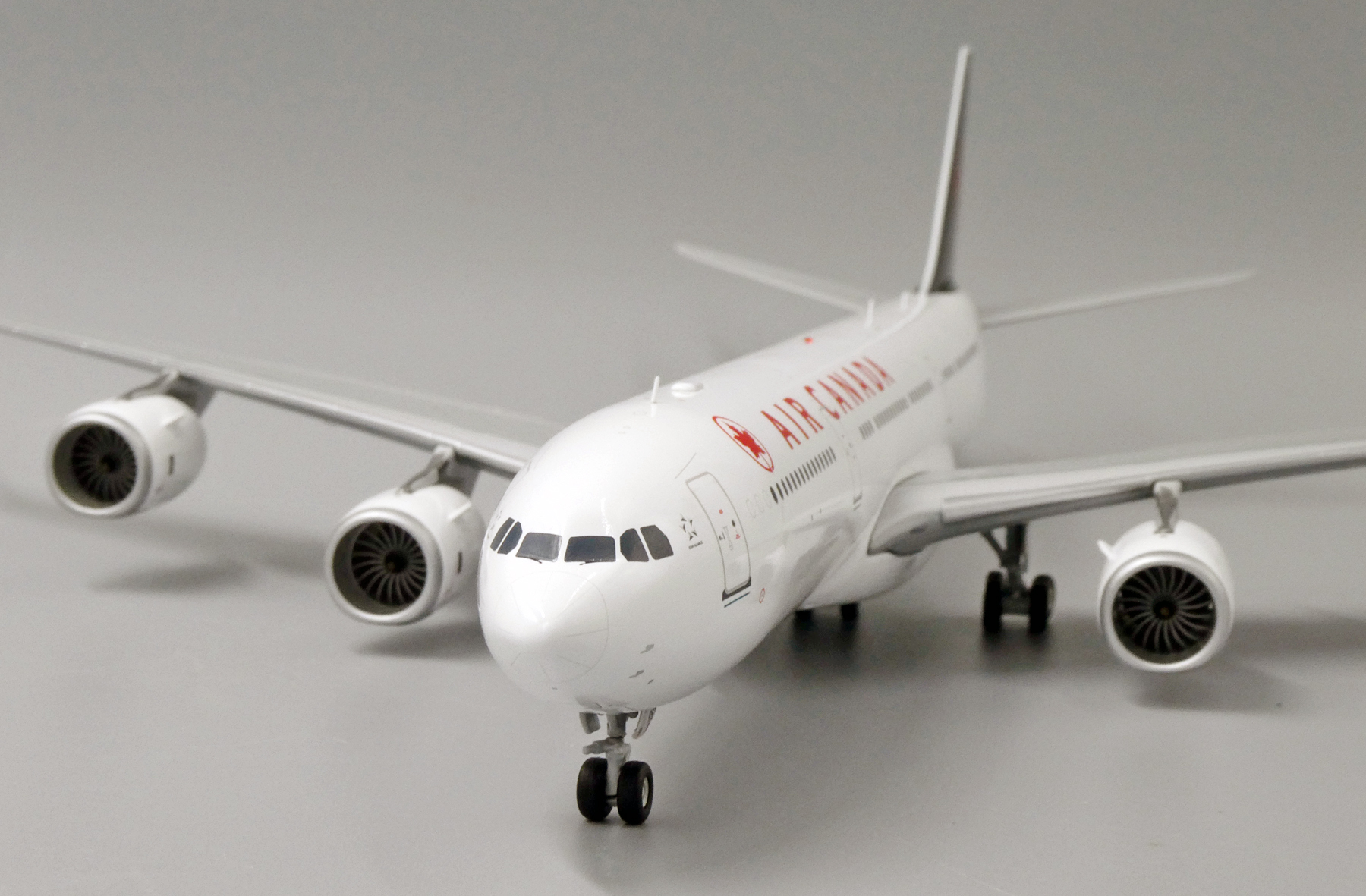 ScaleModelStore.com :: JC Wings 1:200 - LH2177 - Air Canada Airbus