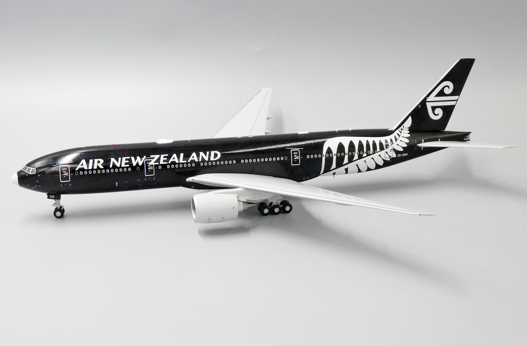 ScaleModelStore.com :: JC Wings 1:200 - XX2280 - Air New Zealand
