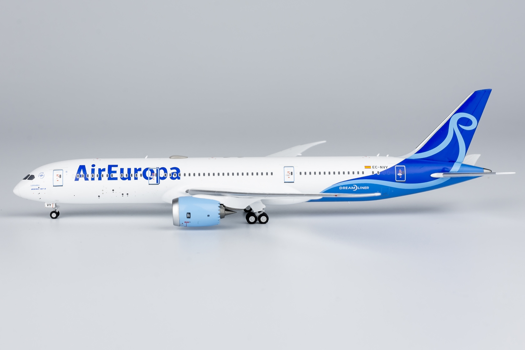 ScaleModelStore.com :: NG Models 1:400 - 55116 - Air Europa (Norse
