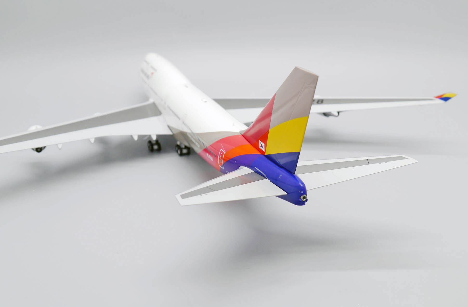 ScaleModelStore.com :: JC Wings 1:200 - XX20125 - Asiana Airlines