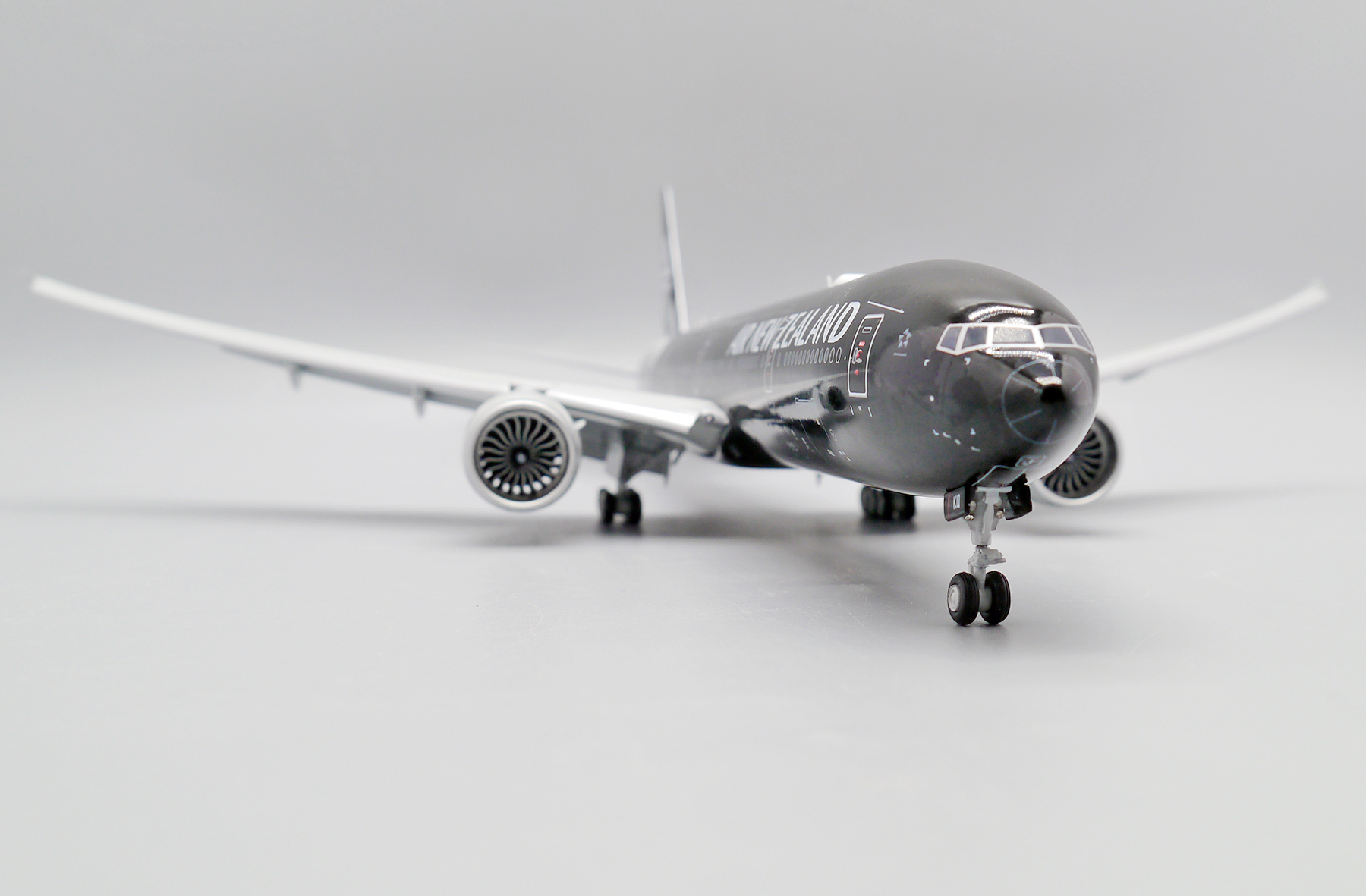 ScaleModelStore.com :: JC Wings 1:200 - XX20157A - Air New Zealand