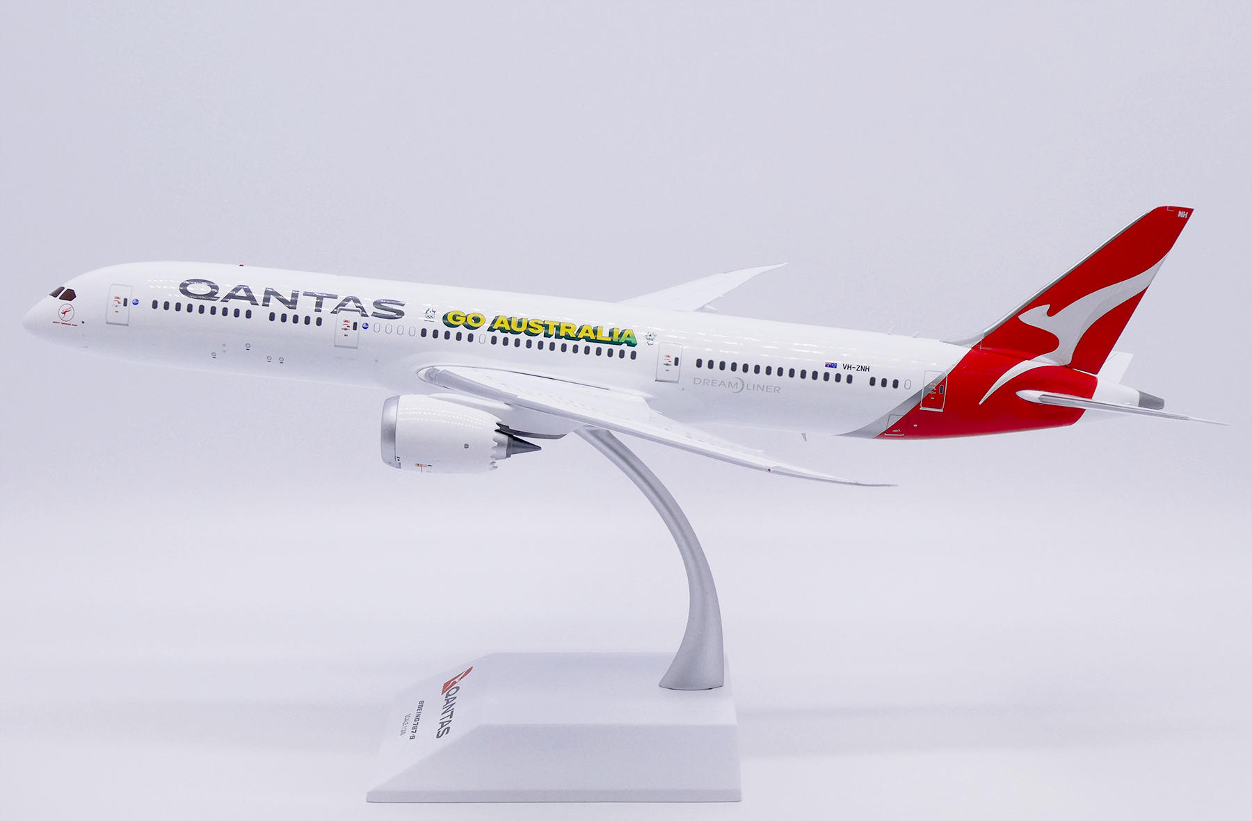 航空機・ヘリコプター JC WINGS 1/200 A350-1000 QANTAS 航空機