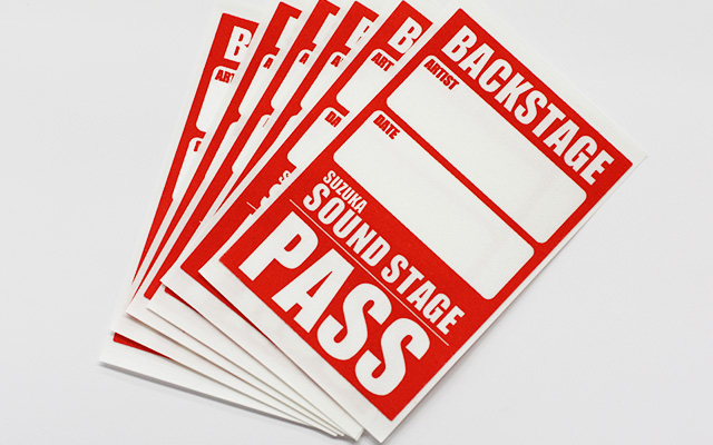 バックステージパス（サテン／1色印刷）| シール印刷実績 No:119｜繁盛