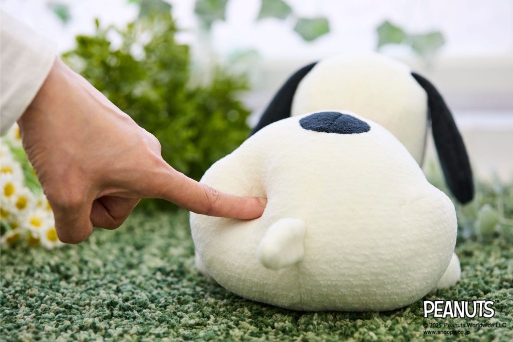 PEANUTS】スヌーピー おしりもっちりぬいぐるみ | ぬいぐるみのセキグチ