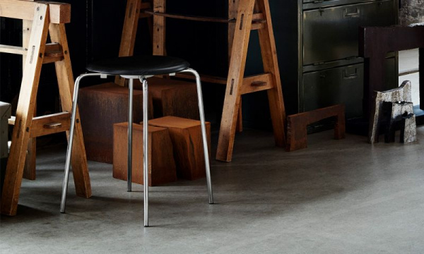 ドットスツール / カラードアッシュ ブラックFRITZ HANSEN（フリッツ