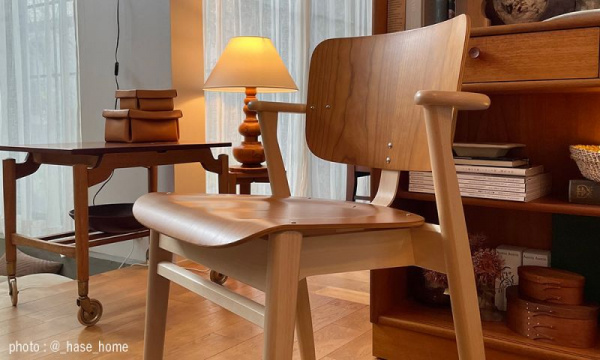 数量限定】ドムスチェア / バーチ チェリーArtek（アルテック） | 公式