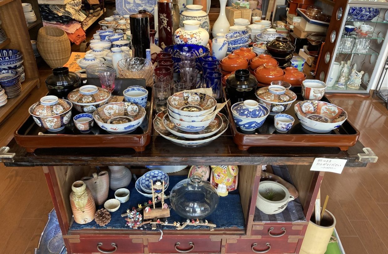 生活骨董満載！ 〝古き良きもの〟がきらめいて【古美術・古民芸 煌堂