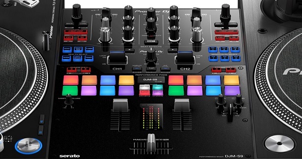 プロDJ/クラブ向けSERATO DJ専用2chミキサー『DJM-S9』発売！！当店に