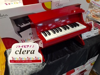 トイピアノ】お子様のプレゼントに最適！Clera（クレラ）入荷しました