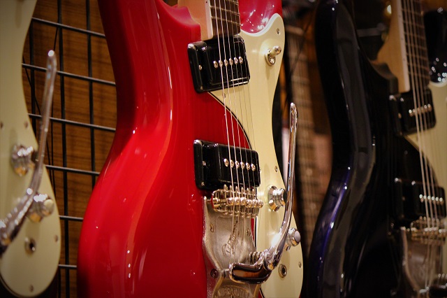 厳選モズライトが5本入荷！Mosrite Guitar Fair｜島村楽器 ららぽーと