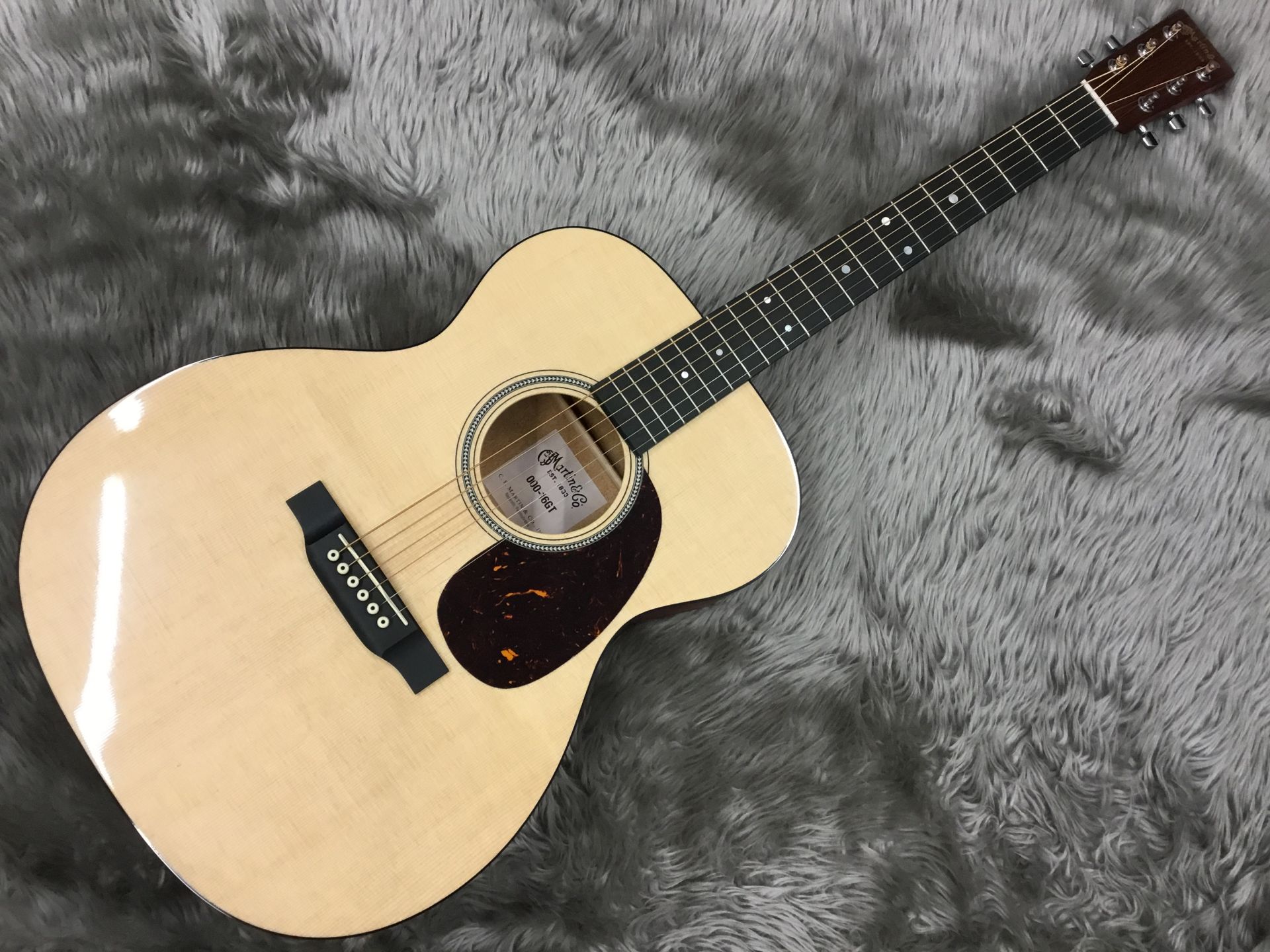 アコーステックギター】Martin/000-16GT入荷致しました！｜島村楽器