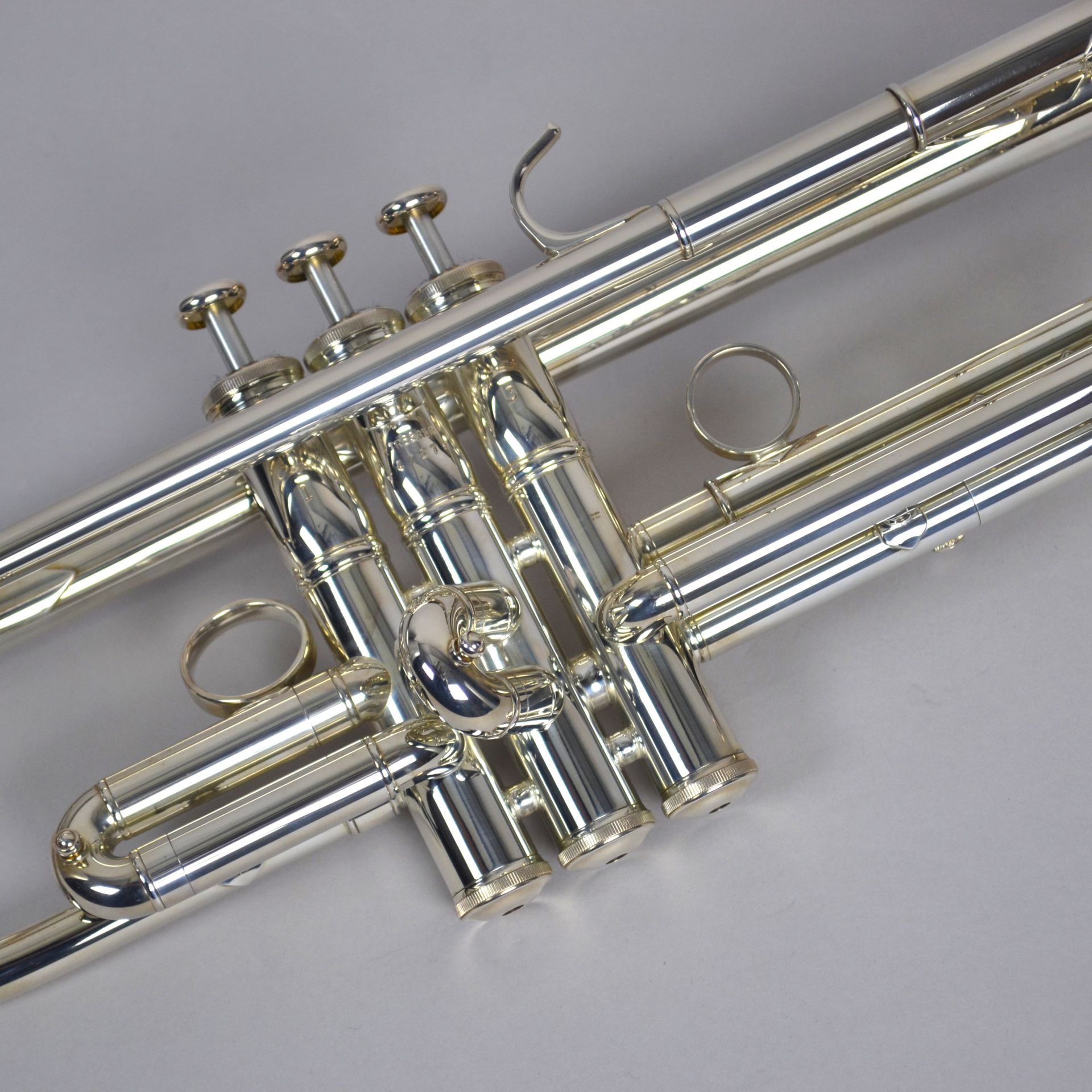 YAMAHA YTR-8335RS 銀メッキ仕上げ B♭ トランペット 【ヤマハ Xeno