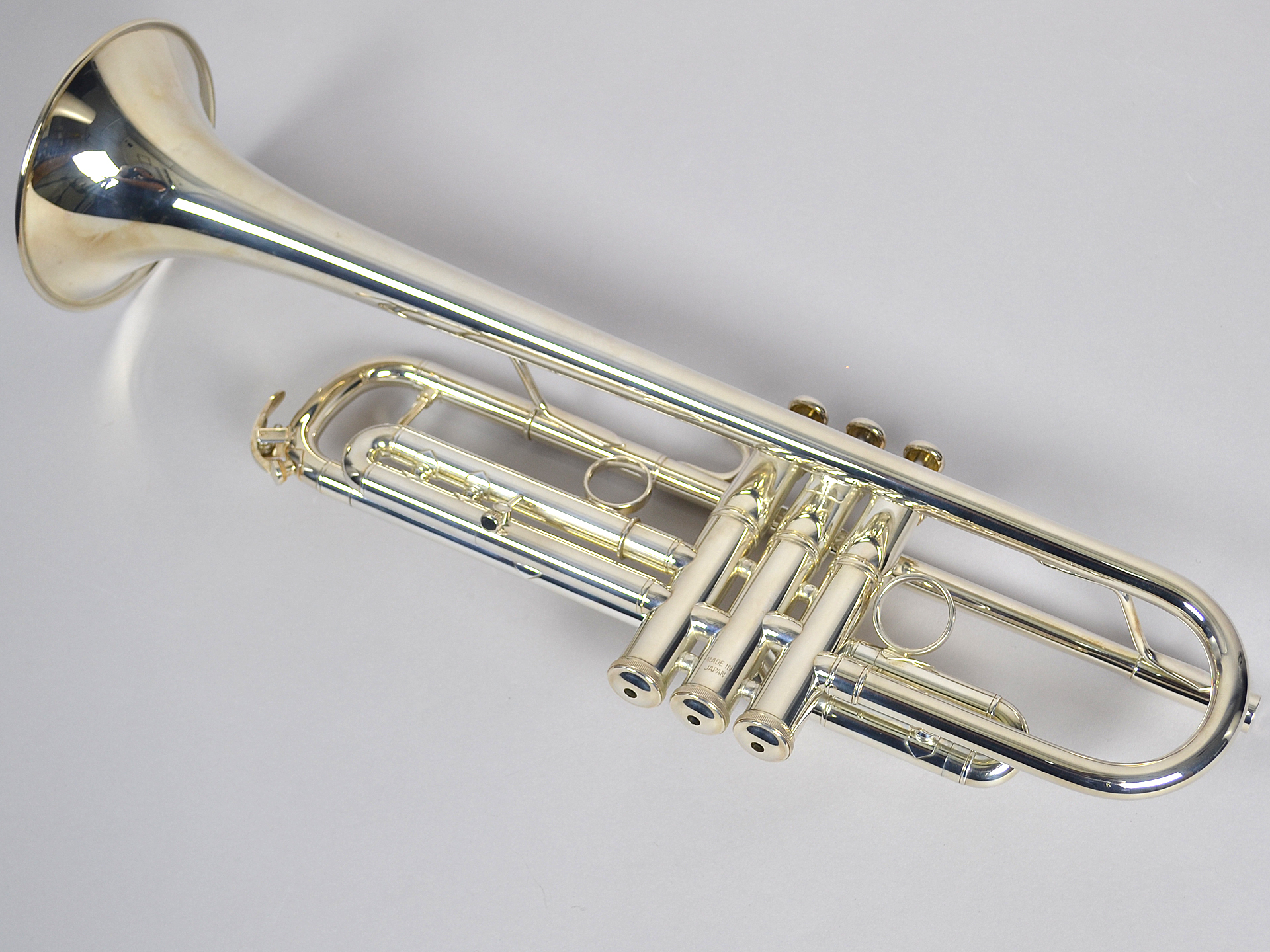 YAMAHA YTR-8335RS 銀メッキ仕上げ B♭ トランペット 【ヤマハ Xeno