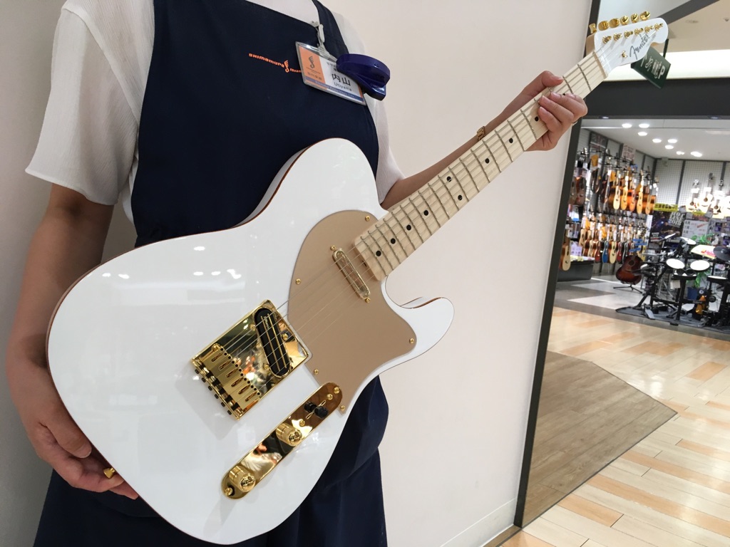 新着入荷情報】SCANDALのボーカル・ギター担当の”HARUNA