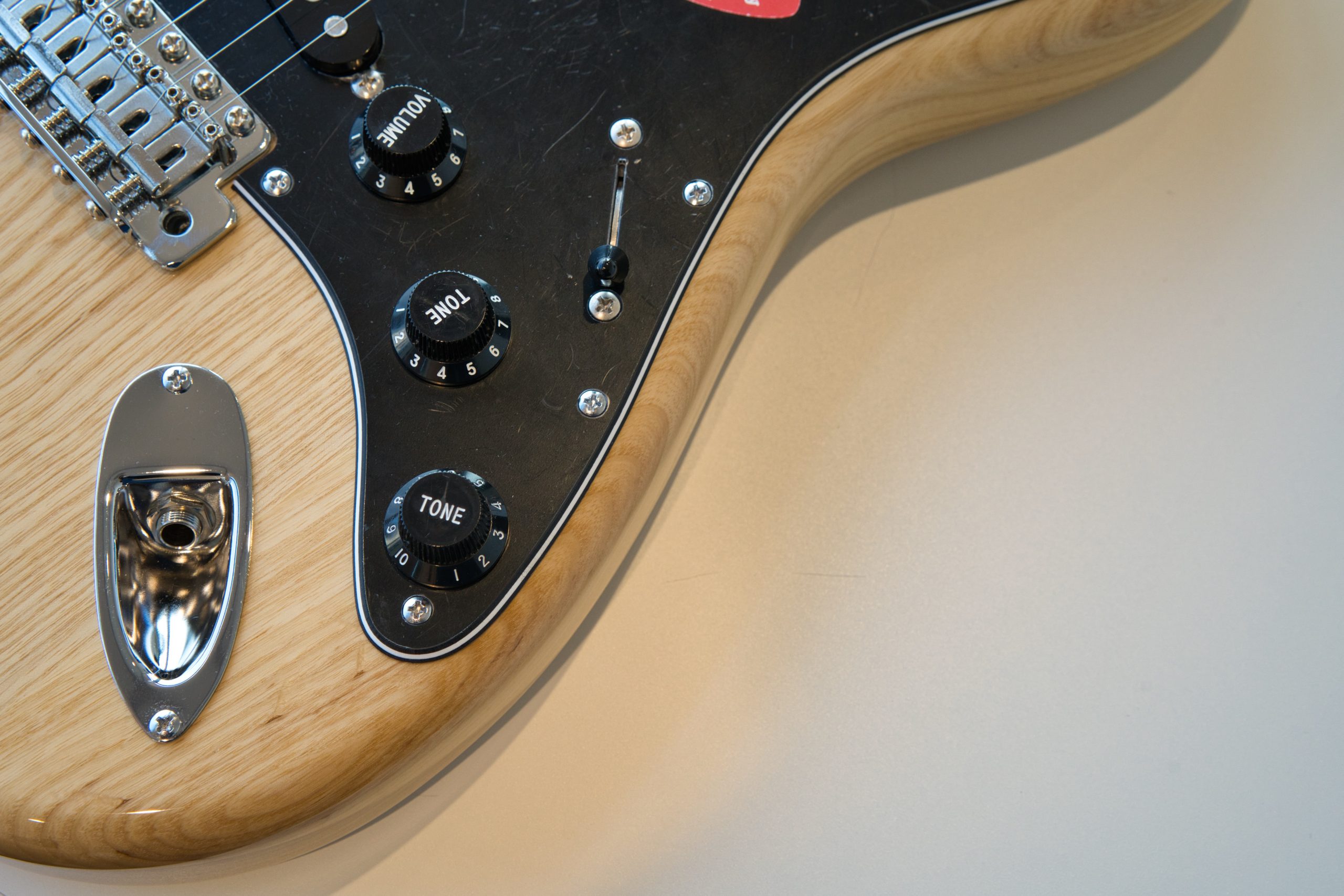 新品入荷】鋭く刺さるようなサウンドが魅力的なATELIER Z / L.E.S. II