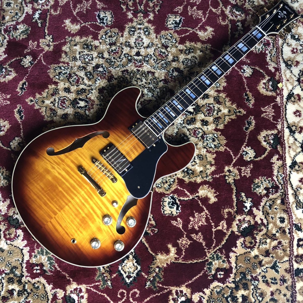 木目の美しさ・甘いトーンが魅力！【YAMAHA】SA2200 入荷致しました