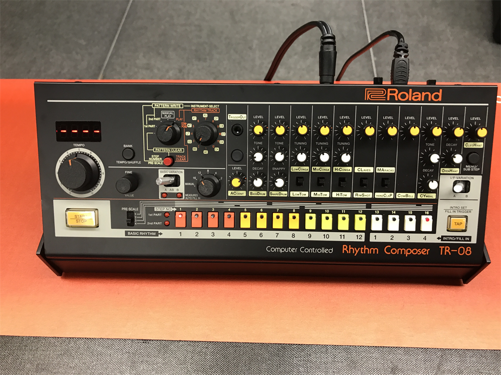 伝説のリズムマシンが蘇る…！Roland 【TR-08】入荷！｜島村楽器 イオン