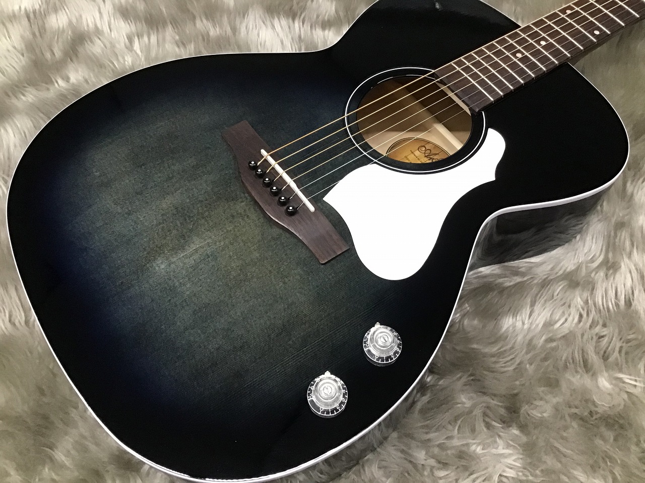 アコースティックギター】「Made in Canada」のアコギ Art＆Lutherieの