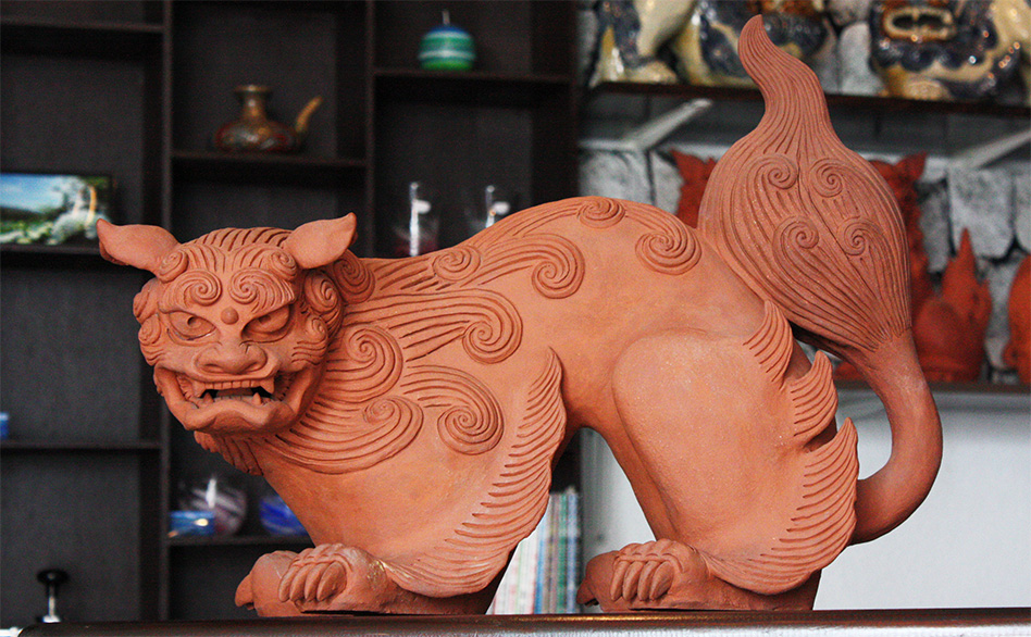 魔除け獅子 韋駄天 作新垣信一