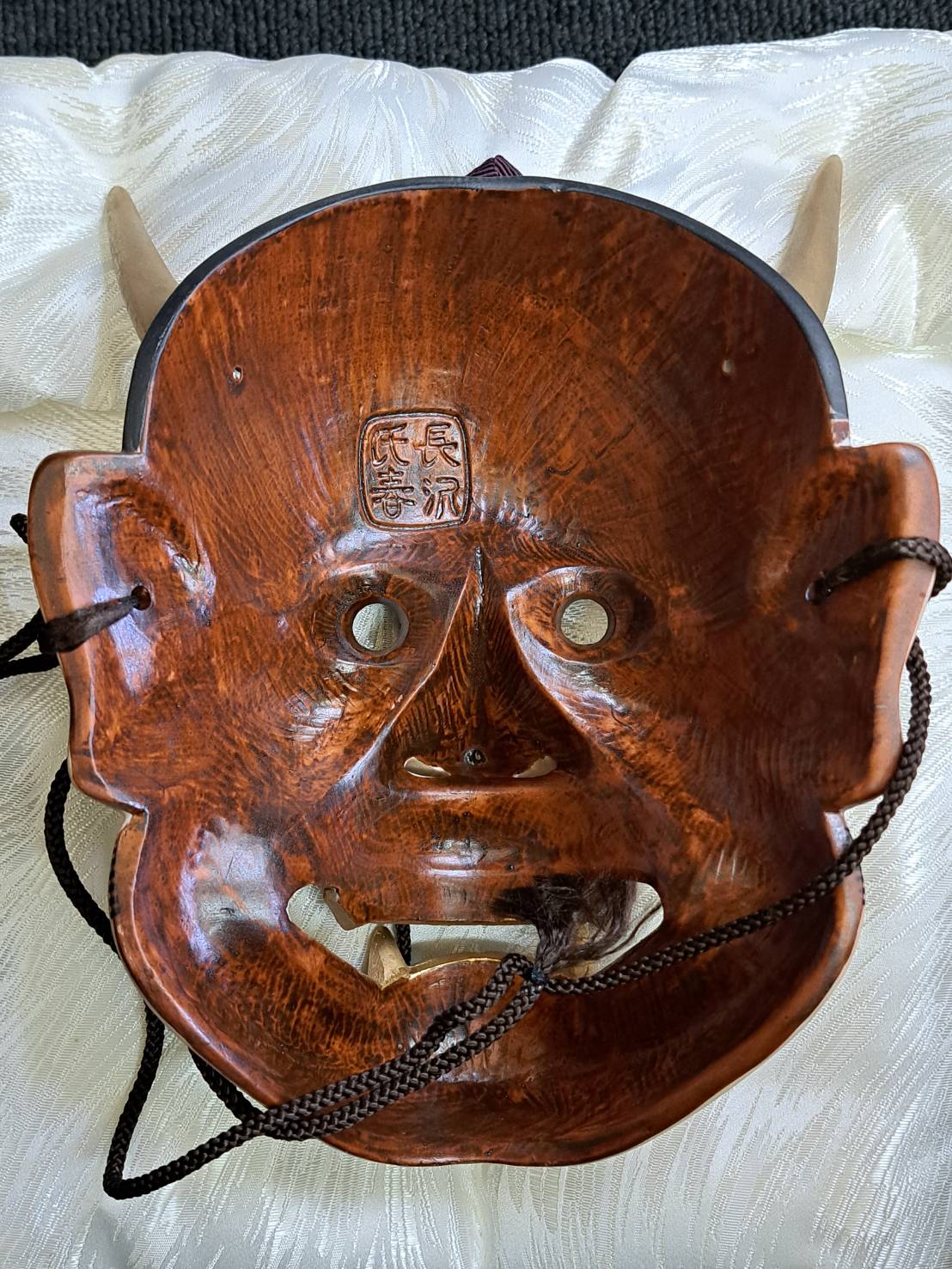 人間国宝 長澤氏春 磁器製能面「小面」「翁」「般若」 | 新栄堂