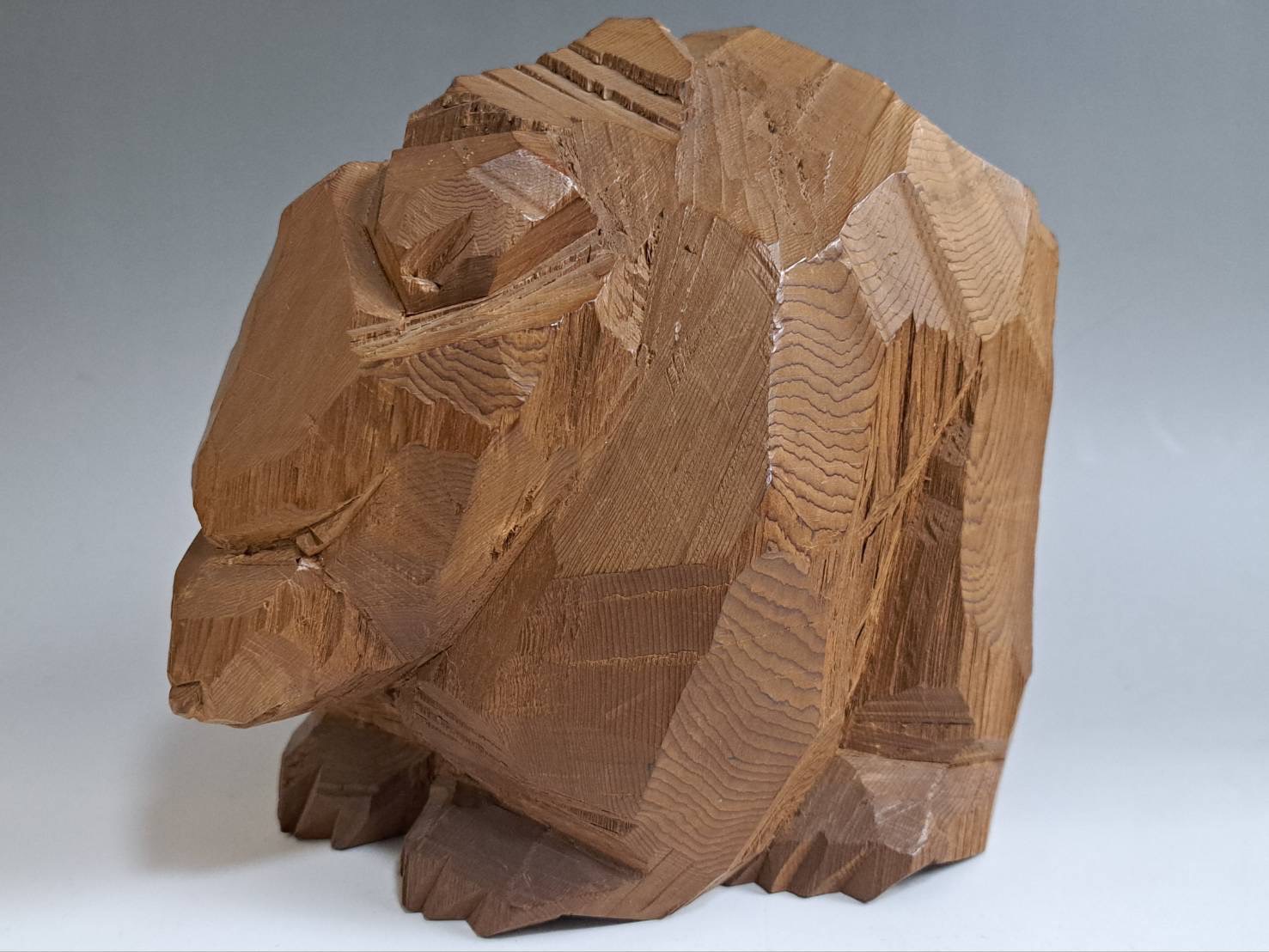 柴崎重行 木彫り熊 | 新栄堂