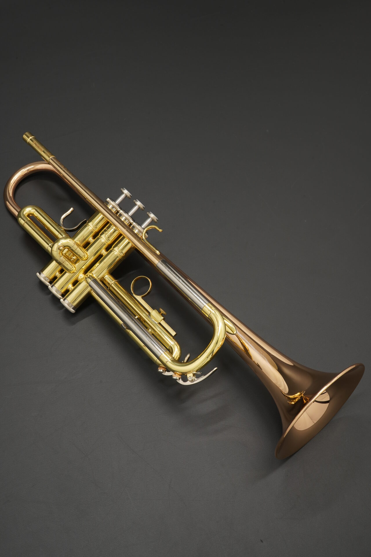 中古管楽器の再生・販売】は伸和ピアノ株式会社