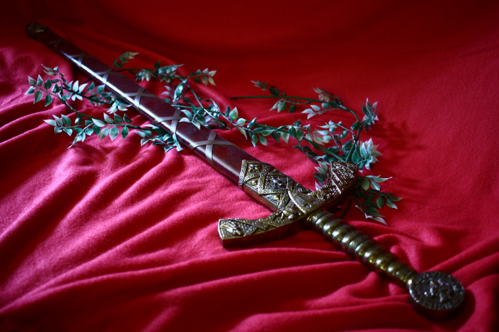 コスプレ用の西洋剣の販売、十字軍 テンプル騎士団の剣／ロングソード