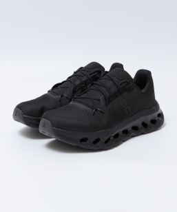 DQVIIR x SHIPS: モンスターズ スケート デッキ(8.25 x 32inch