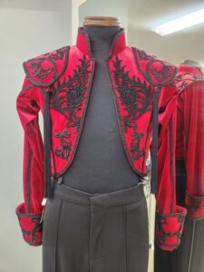 パソドブレとは？情熱と迫力を表現する社交ダンスとドレスの世界