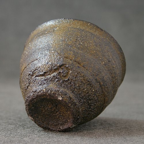 陶器・伊羅保・ぐい呑み｜吉井史郎