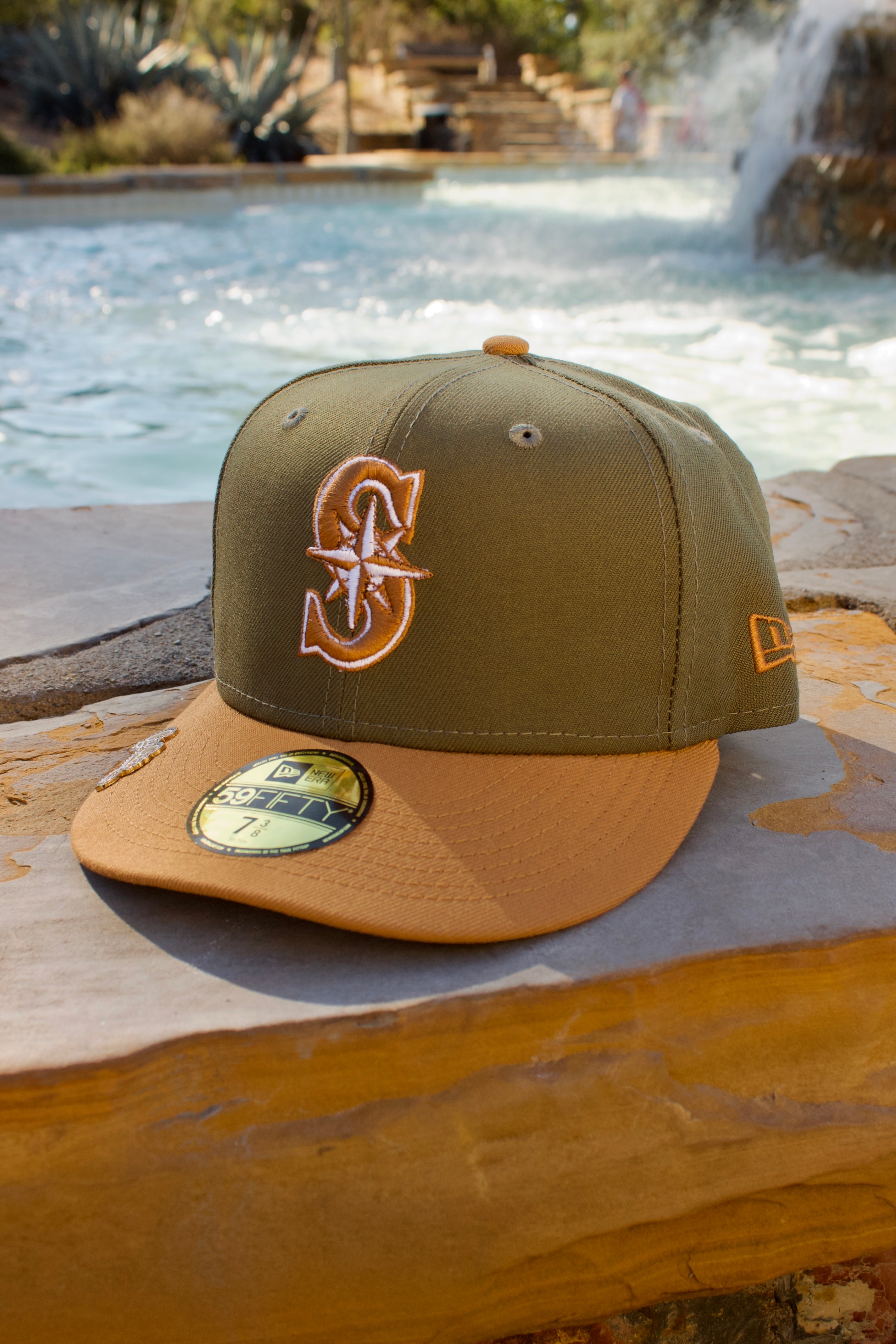 NEW ERA EXCLUSIVE 59FIFTY OLIVE/KHAKI SEATTLE MARINERS 2TONE COLOR PAC