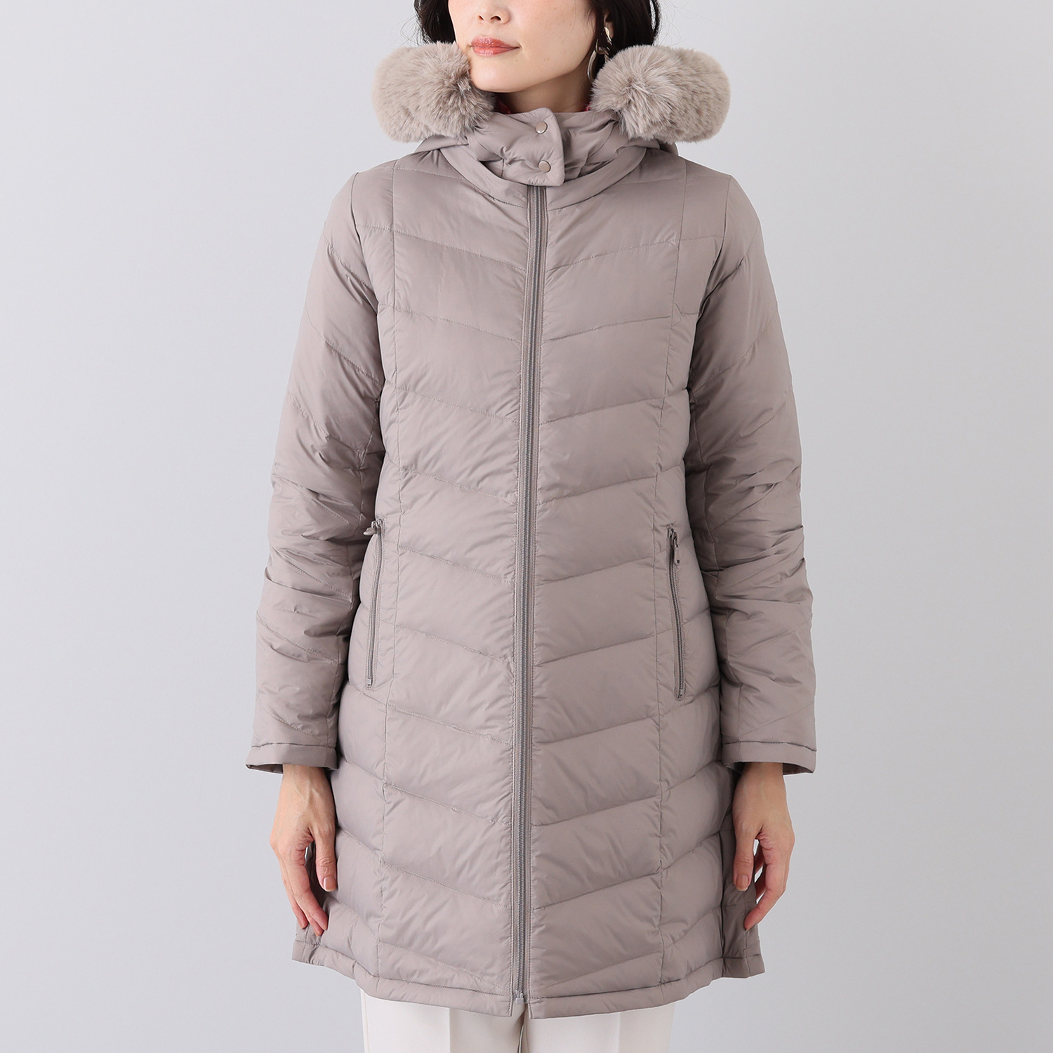 メルヴェイユ ヴァント エコファー付 軽量リバーシブル フードダウン