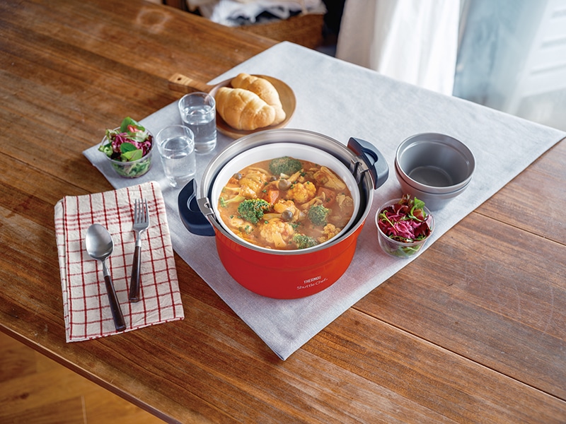 公式通販】シャトルシェフ KBJ-3002 アーバンレッド(UR) | サーモス