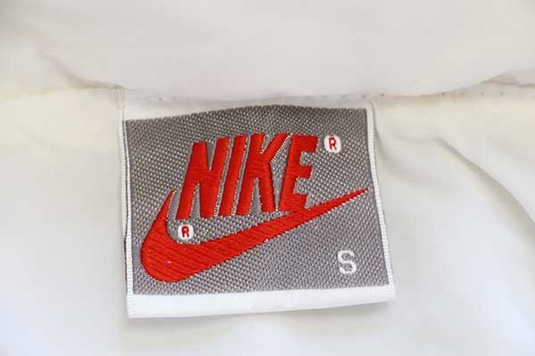 90s NIKEナイキ ロゴ刺繍 ツートン 切り替え プルオーバー ナイロン