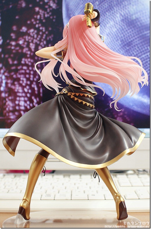 A Close Look At Max Factory's Megurine Luka Tony Ver. Figure