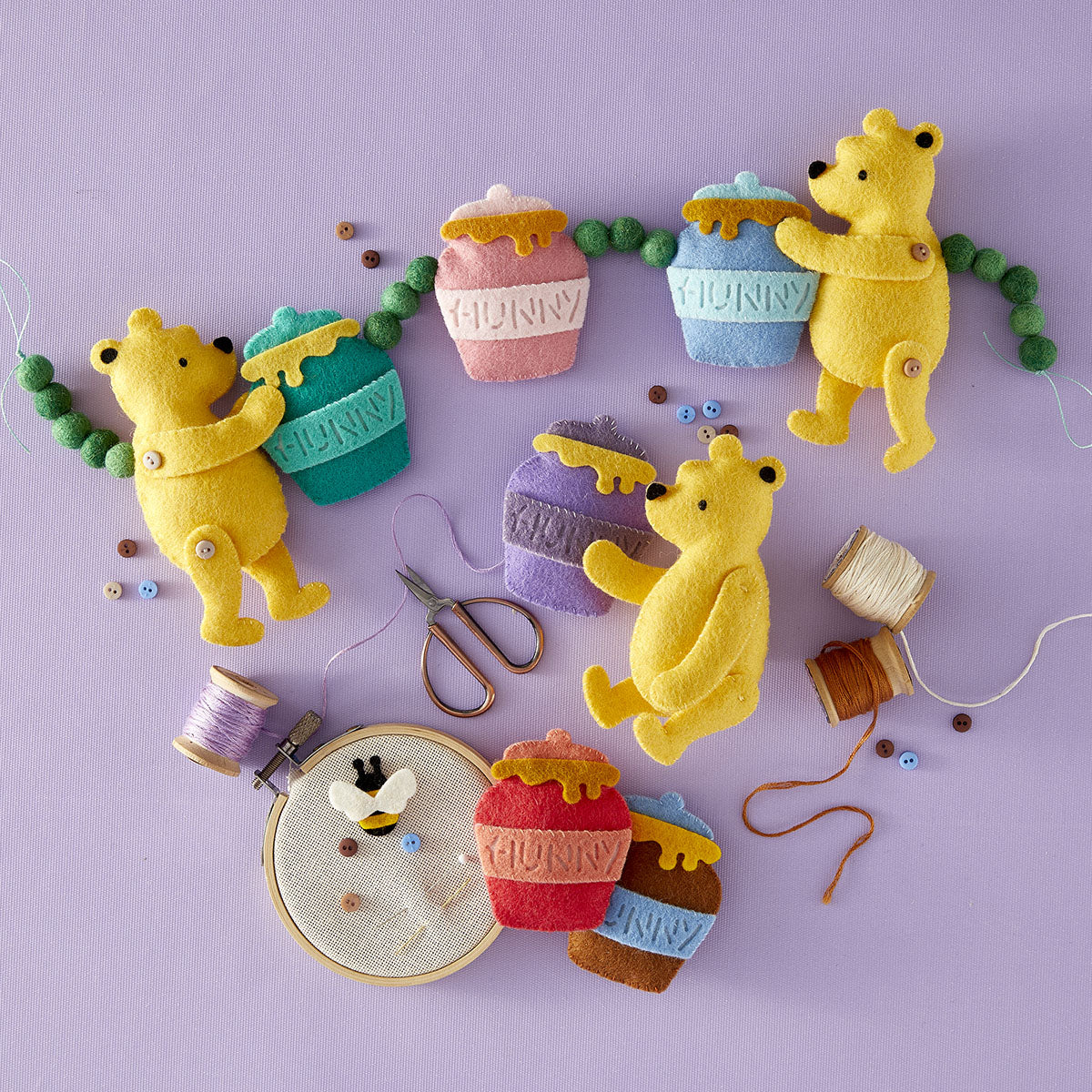 Spellbinders Stitched Classic Pooh Dies and Felt Bundle – Simon