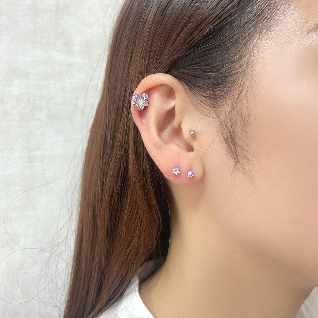 14G 16G ］コロンとしたフォルムが愛らしい♪ 立体 フラワー デザイン