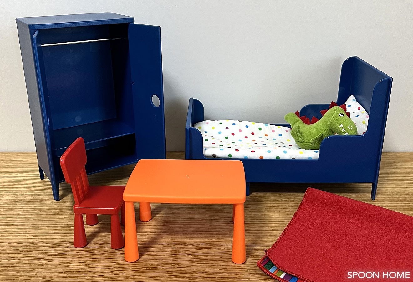 IKEAのミニチュア家具「HUSET・フーセット」。サイズ感と使用例をご紹介