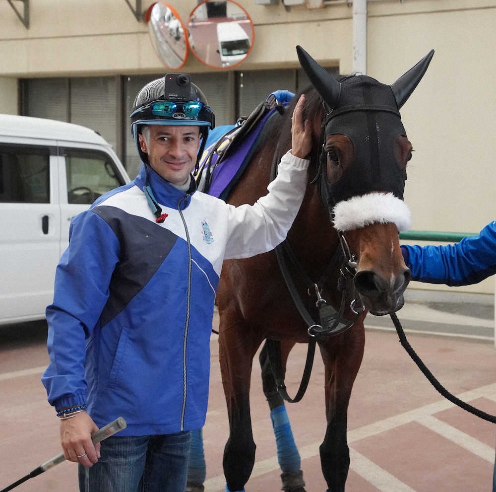 天皇賞・秋】ルメール アーモンドアイVに自信「レジェンドホースに