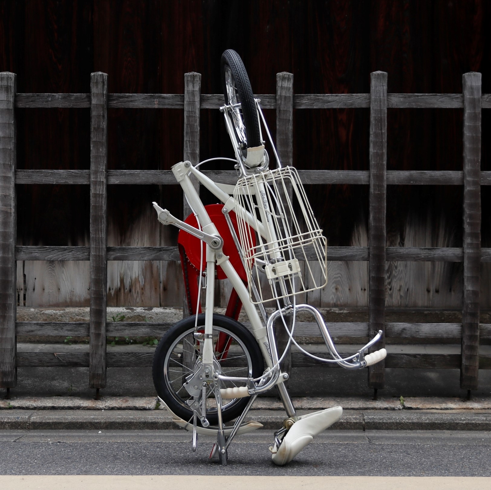 BLOG 昭和レトロ ビンテージ 折りたたみ自転車 【 BRIDGESTONE