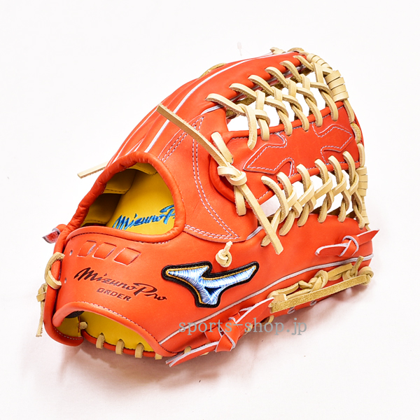 茅ヶ崎市 J.T選手 ミズノプロ オーダー 外野手用 梶谷型 ショック