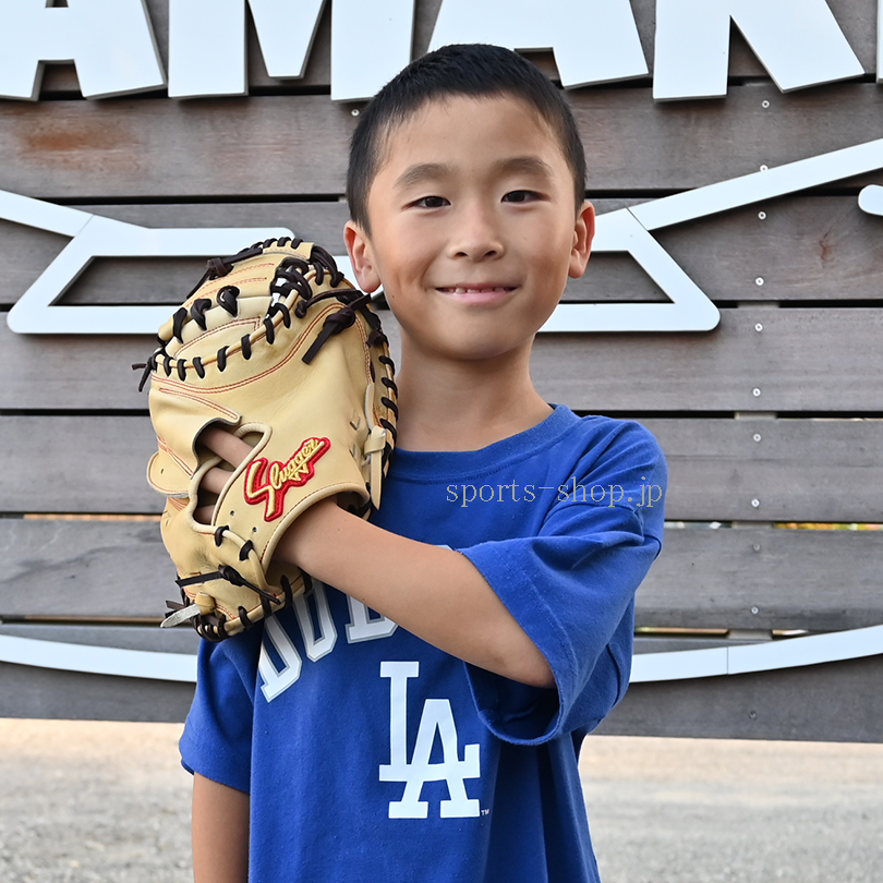 秦野市 はると選手 久保田スラッガー ジュニア用 キャッチャーミット