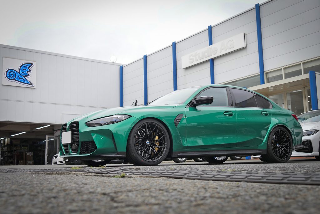 オックスフォード グリーン2カラーのZ3越しにアイル オブ マン